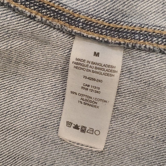 Jean jacket - Picture 3 of 4